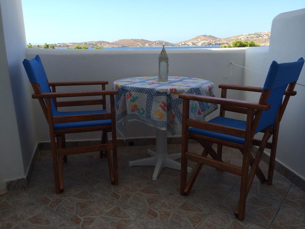 Paros Rooms Dora Kültér fotó